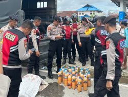 Operasi Pekat Anoa 2024: Polda Sultra Amankan Ibu Pengedar Miras Tradisional di Kendari