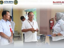 Tim Penilai Internal Kementerian ATR/BPN RI Kunjungi Kantah Kota Kendari Pantau Zona Integritas WBK