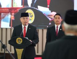 Lantik Pejabat Struktural, Wamen Ossy Ajak Jajaran Mengabdi kepada Negara dengan Penuh Dedikasi
