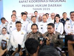 Mendagri Imbau Pemda Permudah Izin Usaha pada Rakornas Produk Hukum Daerah di Kendari