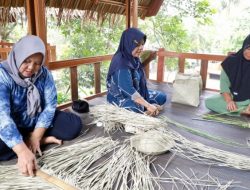 Kampung Reforma Agraria Bukit Sinyonya Jadi Ruang Kreatif dan Penggerak Ekonomi Masyarakat Desa Bandung