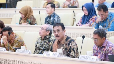 RDP dengan Komisi II DPR RI, Sekjen ATR/BPN Laporkan Capaian Pelaksanaan Tujuh Layanan Prioritas